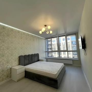 Героїв Миколаєва вул., 129а