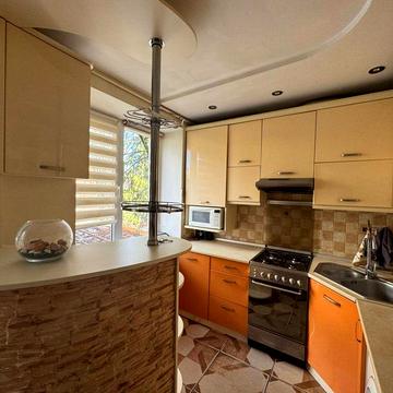 Оренда 3-кімнатної квартири на вул. Городоцькій (район ДОКу)
Загальна