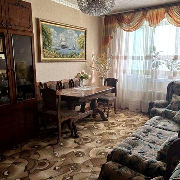 4 квартира для дружньої родини