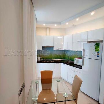 [світло не вимикають]Продам 1 кімнатну  по вул.Південноукраїнська