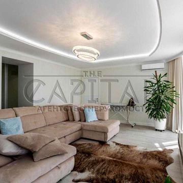 Продаж квартири, ЖК "Чайки", с. Чайки, вул. Валерія Лобановського