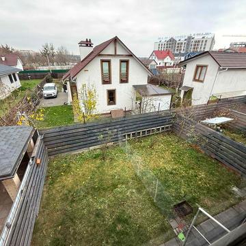 Затишний таунхаус з каміном для комфортного життя