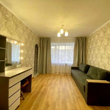 Здаю однокімнатну квартиру на ПТЗ