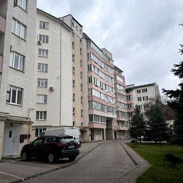 Якова Головацького вул., 23