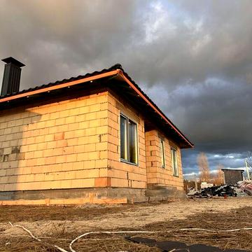 Продаж 4к Дім Центральна вулиця