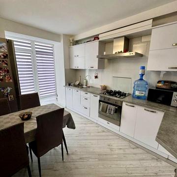 Лікарська, 18