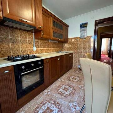 Оренда 3кімнатої квартири з меблями та технікою.