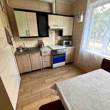 Здам хорошу 1 кімнатну квартиру по вул. Інститутській!