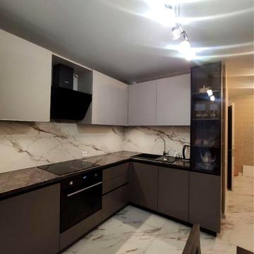 Братів Гипиків вул. (Оренбурзька), 9