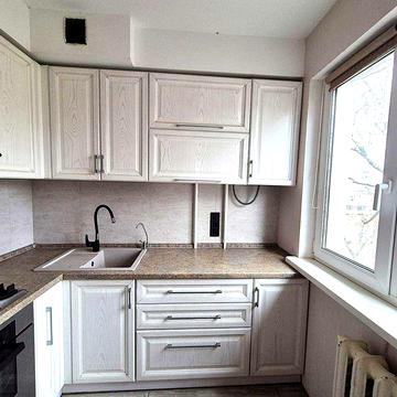 2-кімнатна квартира з гарним ремонтом. Левка Лук’яненка. Є-відновлення