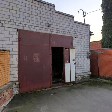 Михайла Грушевського вул. (Котовського), 40