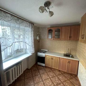 Південна!Терміновий продаж 1 к квартири 32 кв.м, 5/5, техповерх,РЕМОНТ