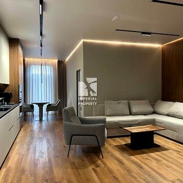 Продаж просторої 3-кімнатної квартири, біля "Боздожского парку"