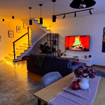 Княгині Ольги вул., 100б