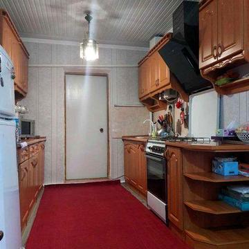 ПРОДАЄТЬСЯ капітальний цегляний будинок у Великій Коренисі.