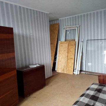 Без комиссии! 1 комн.квартира м.Победы 1-й дом от метро 5 этаж 33м2