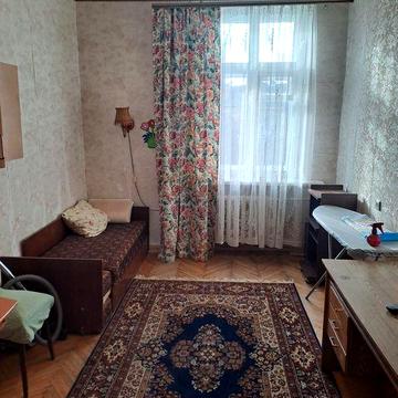 Оренда  2х кімнатної квартири (район дитячої поліклініки)