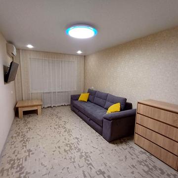 Комфортна квартира!!!