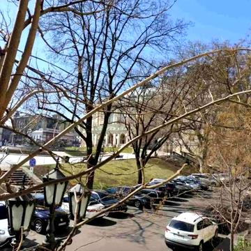 Театральний пров. (Чайковського), 6