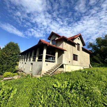 Продаж Два великих нових будинки біля м.ПОЧАІВ Тернопільська область