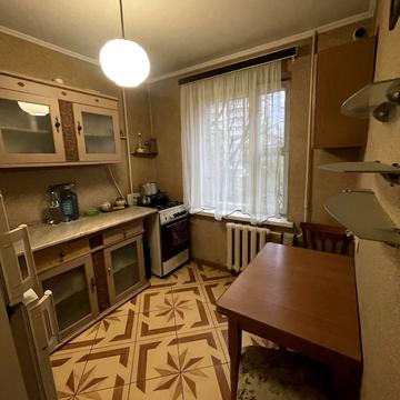 Здолбунівська вул., 3-Б