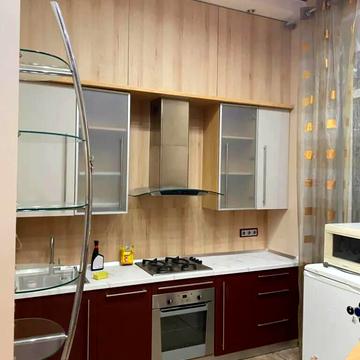 Дмитра Яворницького просп. (Карла Маркса), 77