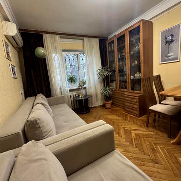 Перемишльська вул. (Червонопільська), 7