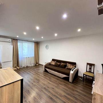 Продам 2к.квартира з газовим котлом. Меблі та техніка. Центр Ушакова