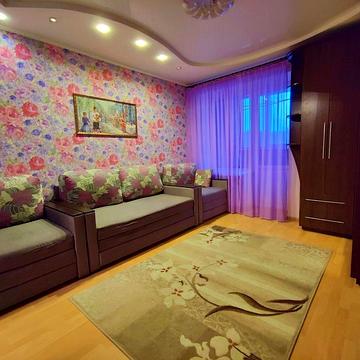 Університетська вул., 2/1