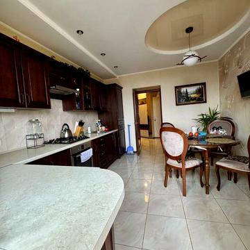 Продаж дворівневої квартири вул. Плугова ЖК Екодім