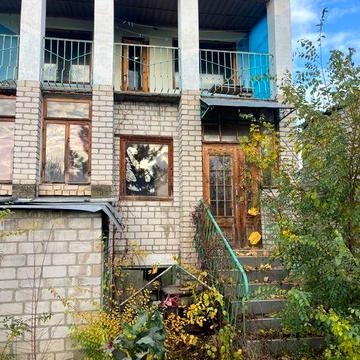Продається двоповерховий будинок у м.Вознесенськ