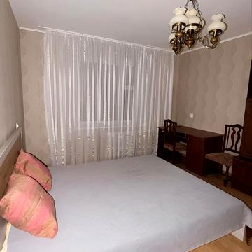 Богатирська вул., 6/1