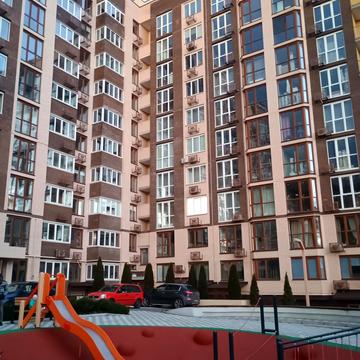 Василя Стуса вул. (Пушкінська), 64/68