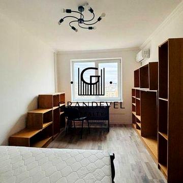 Продаж / Квартира / пр-т Володимира Івасюка, Київ