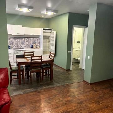 Василя Касіяна вул., 2/1