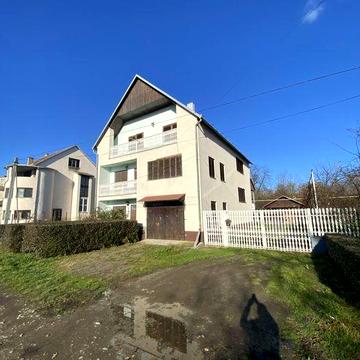 Продам будинок у передмісті Берегова