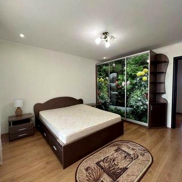 Оренда 2к квартири, на вулиці  Українських Декабристів