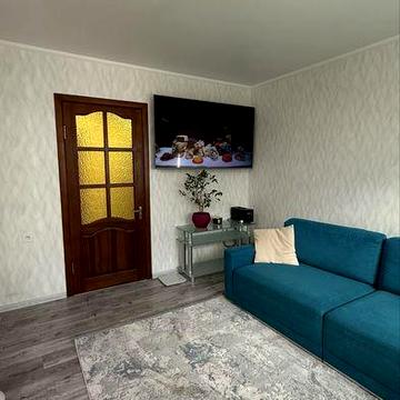 Продаж двокімнатної квартири власник автономне 2 поверх