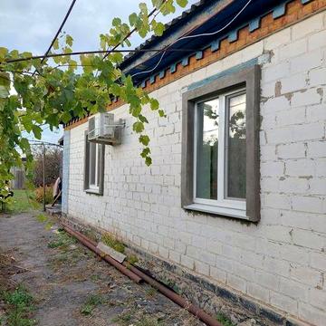 Продам будинок в смт Градизьк