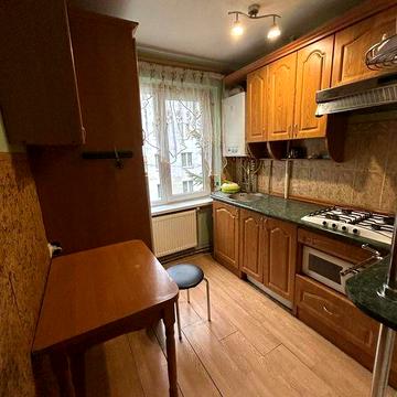 Здається 3х кімн квартира по вул. Сорохтея