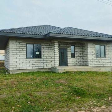 Одноповерховий будинок в Лезнево від власника