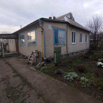 Приватний будинок в с. Булахівка