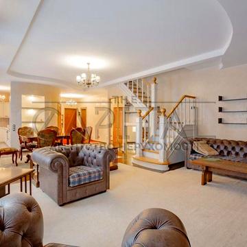 Продаж 3-к квартири 146 м| Князів Острозьких 29Б |Московська| Печерськ