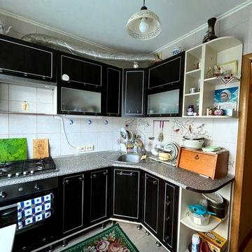 Продаж затишної 2-кімнатної квартири на вул. Сихівська