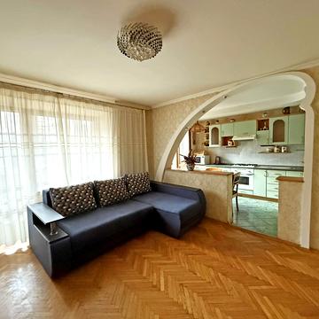 Коперника вул., 16-Б