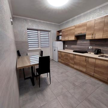 Литвиненко-Вольгемут вул., 4