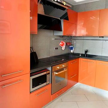 1-кімн.кв. вул. Українська, 10/16к, 48м, закритий двір