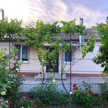 Продається будинок між Херсоном та Миколаєвом в с. Надеждівка