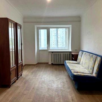 Продаж 2 кімнатної квартири/З свіжим ремонтом/Київ, Соломянський р-н