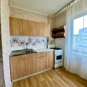 Приозерна 8а, оренда 1-к квартири, метро Оболонь, є Газ!